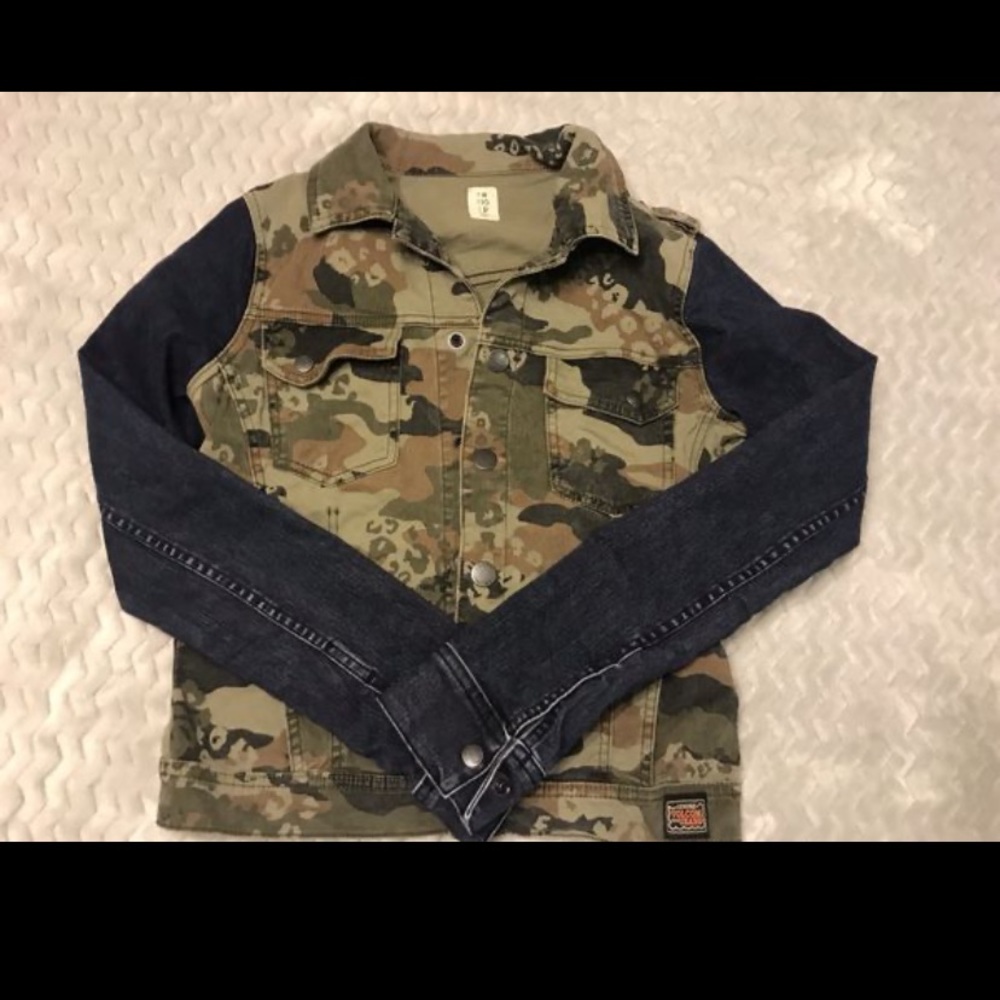 Volcom Camo Jean Jacket